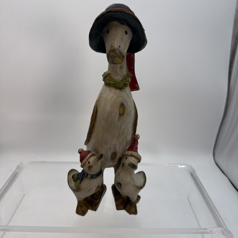 Christmas Holiday Duck Goose w/Babies Figurine / Tii Collections - MCM Cottage